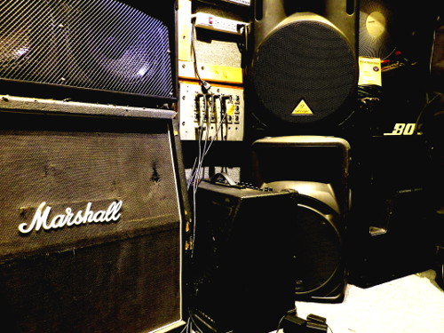 DEELEEBOB Music,Music gear Rentals Seoul.